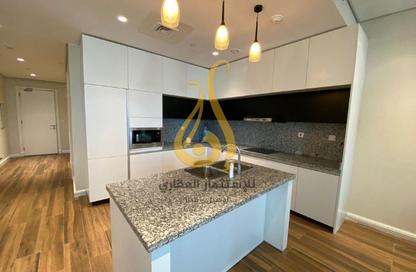 Apartment - 1 Bedroom - 1 Bathroom for sale in Floresta Gardens - Floresta Gardens - The Pearl Island - Doha Apartment - 1 Bedroom - 1 Bathroom for sale in Floresta Gardens - Floresta Gardens - The Pearl Island - Doha