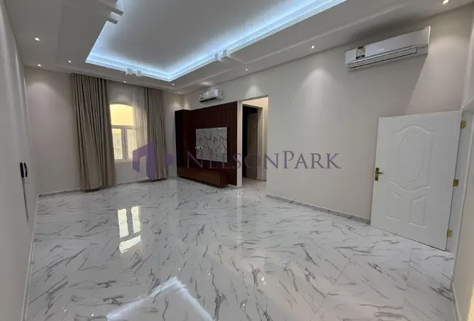 62521950 - Property Image 3
