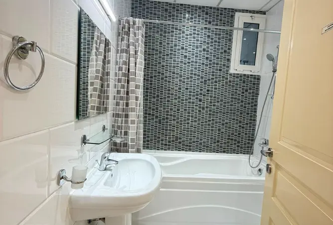 64032860 - Property Image 2