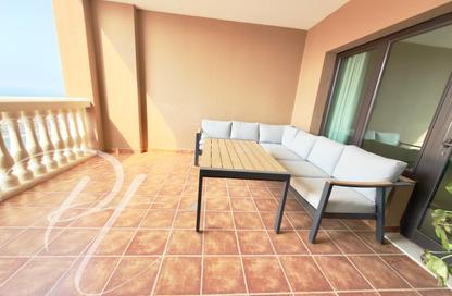 Apartment - 2 Bedrooms - 2 Bathrooms for rent in Tower 18 - Porto Arabia - The Pearl Island - Doha Apartment - 2 Bedrooms - 2 Bathrooms for rent in Tower 18 - Porto Arabia - The Pearl Island - Doha