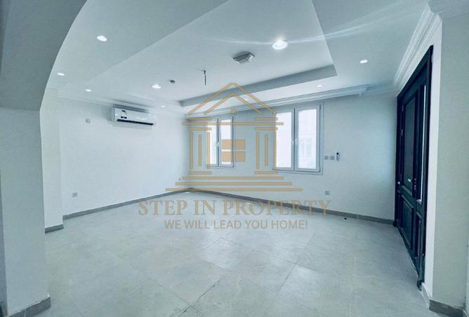 52914150 - Property Image 2