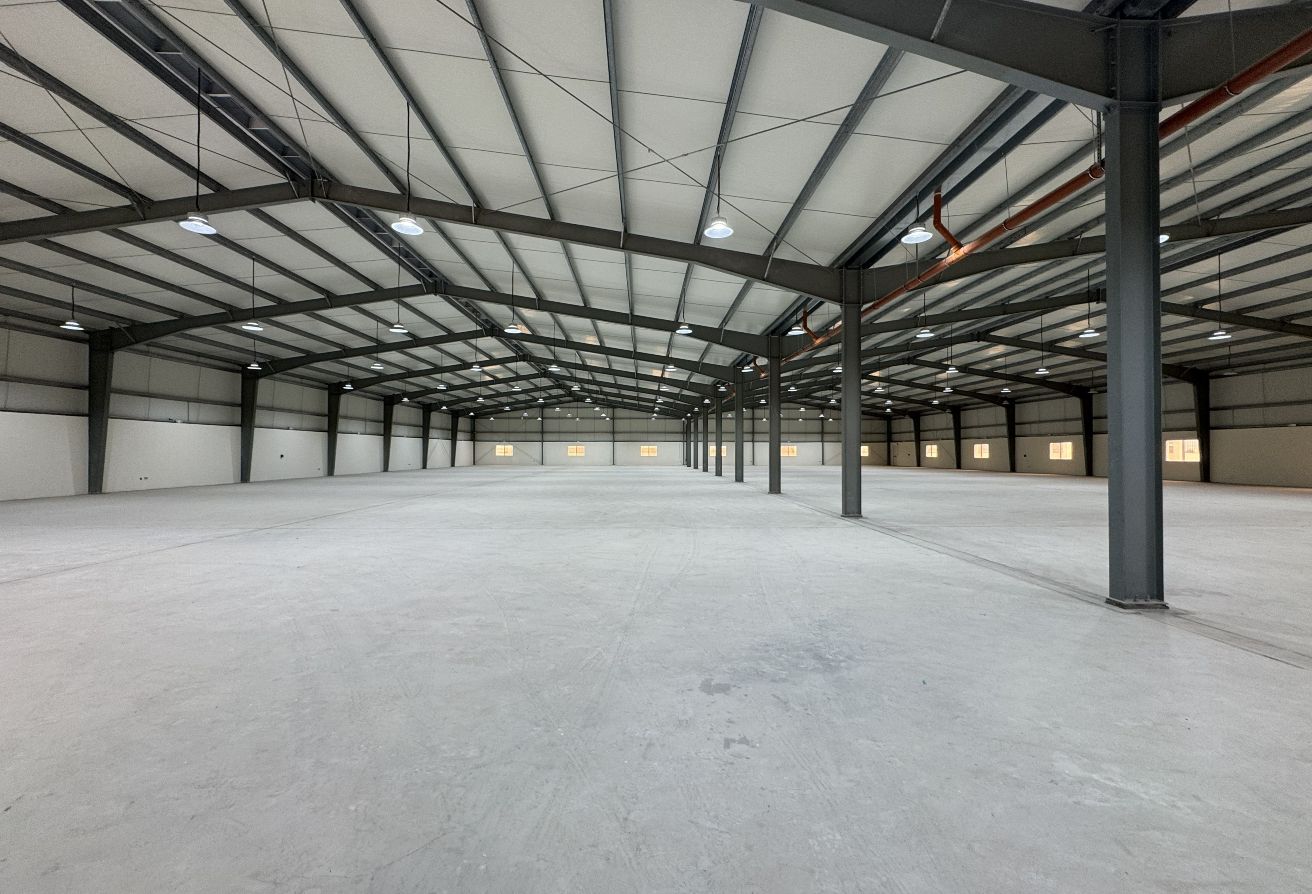 General Warehouse | 6,300 sqm | Birkat Al Awamer