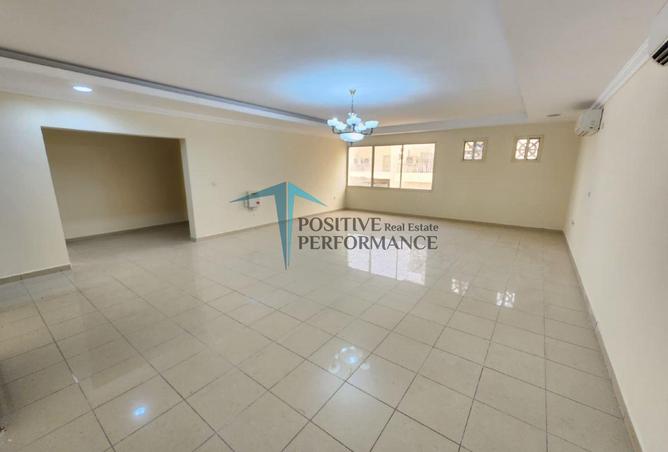 56671007 - Property Image 2