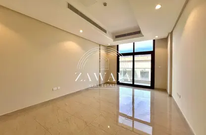 Apartment - 3 Bedrooms - 3 Bathrooms for rent in Fox Hills - Lusail