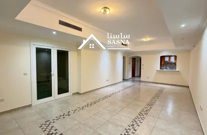 شقة - 2 غرف نوم - 3 حمامات للايجار في بورتو أرابيا - جزيرة اللؤلؤة - الدوحة