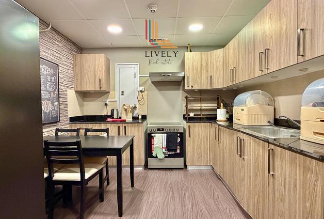 1003237 - Property Image 3