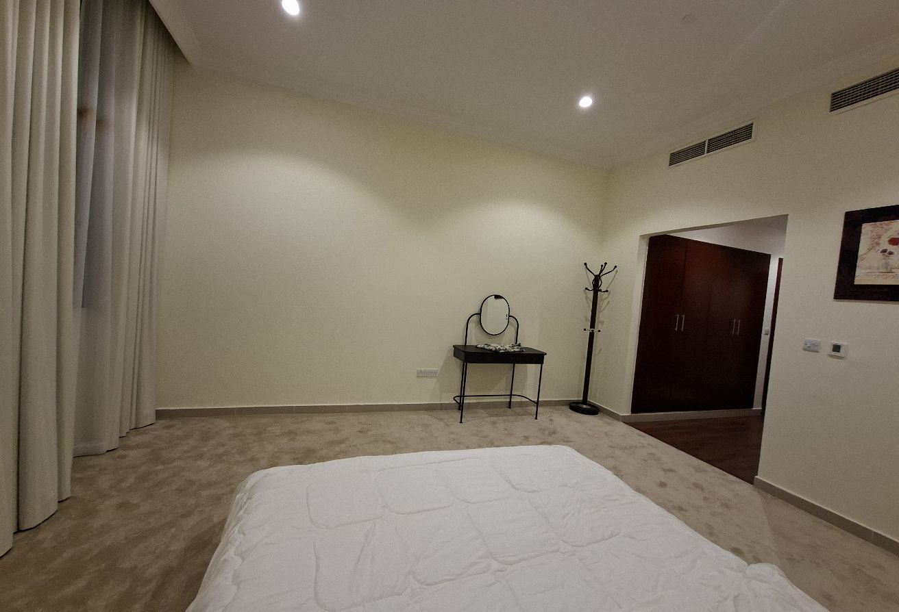 Luxury 2BR | Full Marina View | 178 SQM | Porto Ar thumbnail 11