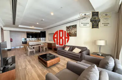 Apartment - 1 Bedroom - 2 Bathrooms for rent in Viva West - Viva Bahriyah - The Pearl Island - Doha