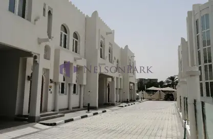 فيلا - 5 غرف نوم - 6 حمامات للايجار في فلل واست باي لاغون - وست باي لاجون - بحيرة وست لاجون - الدوحة