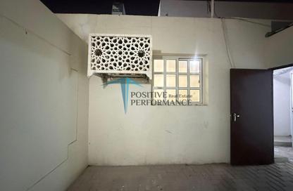 Apartment - 2 Bedrooms - 1 Bathroom for rent in Al Markhiya Street - Al Markhiya - Doha Apartment - 2 Bedrooms - 1 Bathroom for rent in Al Markhiya Street - Al Markhiya - Doha