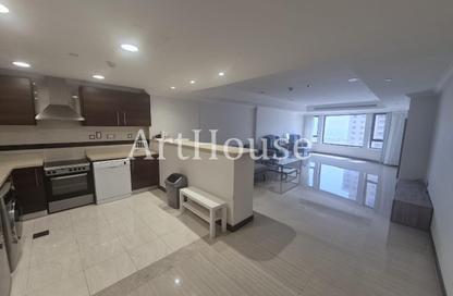 Apartment - Studio - 1 for rent in East Porto Drive - Porto Arabia - The Pearl Island - Doha