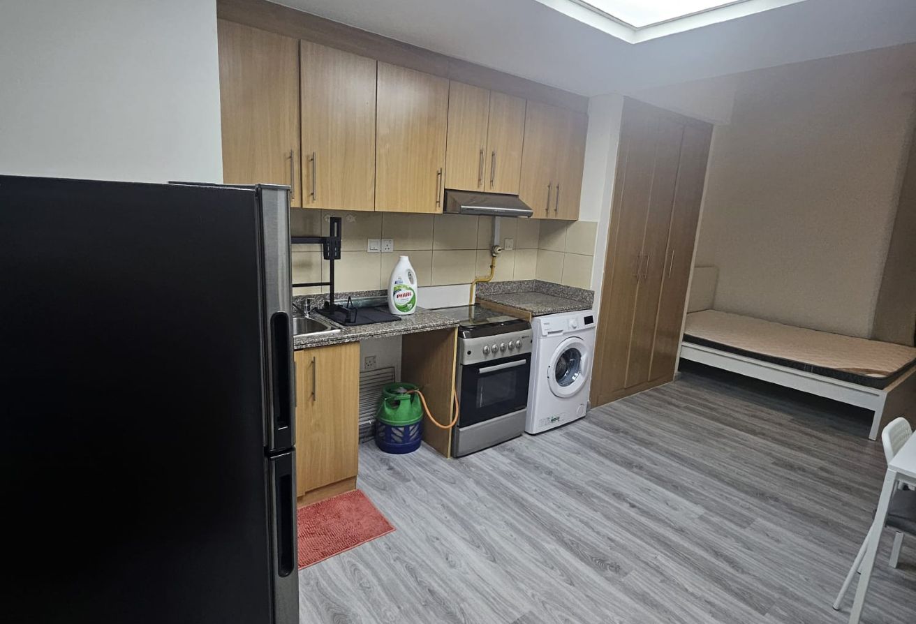 COZY STUDIO FULLY FURNISHED NEAR TRAMSTATION thumbnail 12