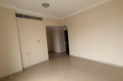 Apartment - 2 Bedrooms - 2 Bathrooms for rent in Al Mansoura - Al Mansoura - Doha