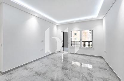 Apartment - 2 Bedrooms - 3 Bathrooms for rent in East Porto Drive - Porto Arabia - The Pearl Island - Doha Apartment - 2 Bedrooms - 3 Bathrooms for rent in East Porto Drive - Porto Arabia - The Pearl Island - Doha