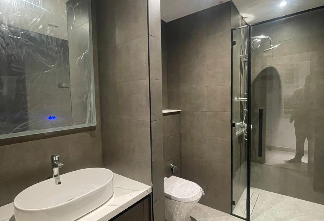 ELEGANT FF SEA VIEW  STUDIO IN PEARL @ 7500 ONLY thumbnail 6