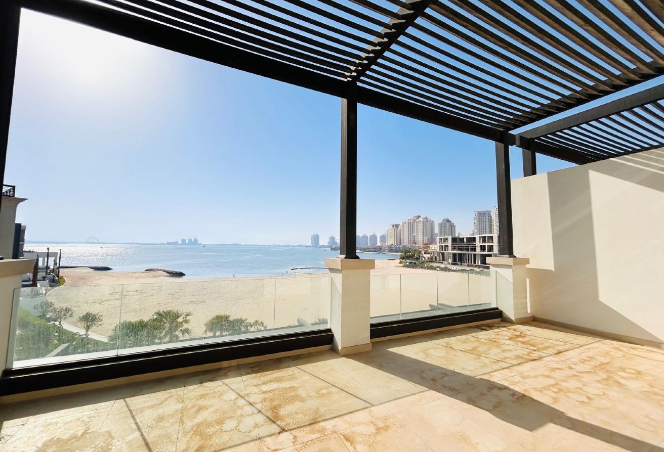 ELEGANT FF SEA VIEW  STUDIO IN PEARL @ 7500 ONLY thumbnail 7