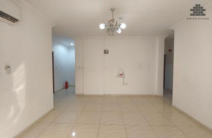 Apartment - 2 Bedrooms - 2 Bathrooms for rent in Muntazah 7 - Al Muntazah - Doha
