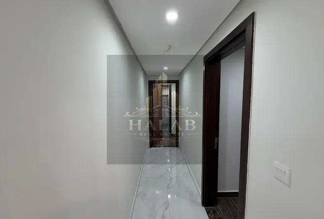 53422418 - Property Image 3