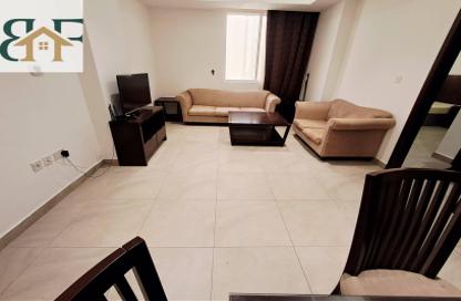 Apartment - 2 Bedrooms - 2 Bathrooms for rent in Umm Ghwailina Comm - Umm Ghuwalina - Umm Ghuwailina - Doha
