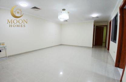 Apartment - 3 - 2 for rent in Umm Ghuwailina 4 - Umm Ghuwailina - Doha