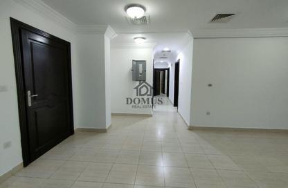 Apartment - 2 Bedrooms - 3 Bathrooms for rent in Al Zubair Bakkar Street - Al Sadd - Doha Apartment - 2 Bedrooms - 3 Bathrooms for rent in Al Zubair Bakkar Street - Al Sadd - Doha