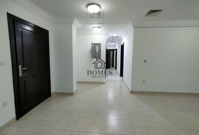 60836533 - Property Image 2