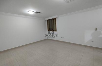 Apartment - 2 Bedrooms - 3 Bathrooms for rent in Al Zubair Bakkar Street - Al Sadd - Doha
