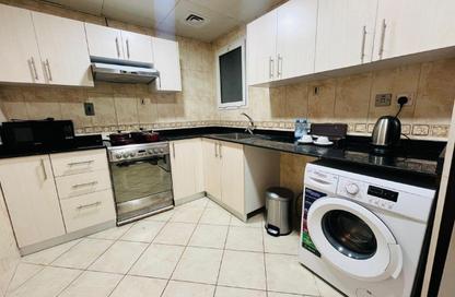 Apartment - 2 Bedrooms - 2 Bathrooms for rent in Musheireb Tower - Musheireb - Musheireb - Doha