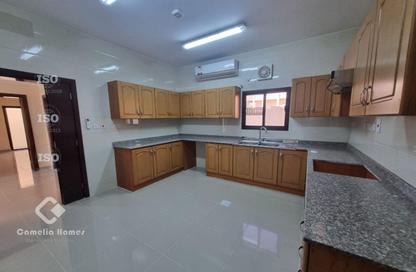 مجمع سكني - 5 غرف نوم - 4 حمامات للايجار في شارع المطار القديم - طريق المطار القديم - الدوحة