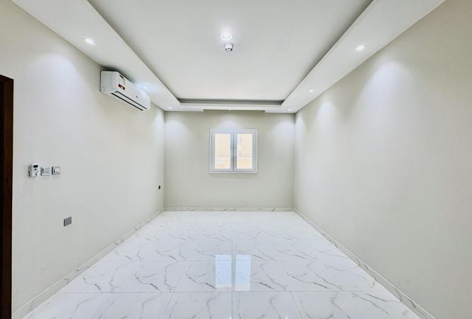 54102592 - Property Image 2