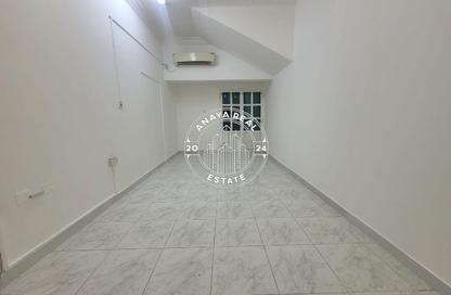 Villa - Studio - 1 for rent in Al Nuaija Street - Al Nuaija - Doha