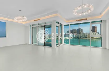 شقة - 2 غرف نوم - 4 حمامات للبيع في كريستال ريزيدنس - جزيرة جيوان - جزيرة اللؤلؤة - الدوحة