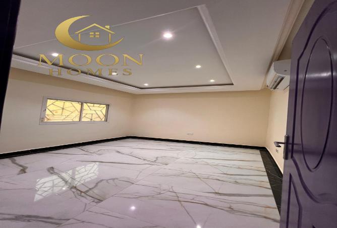 54293930 - Property Image 3