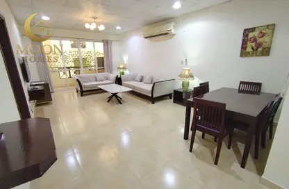 Apartment - 2 Bedrooms - 2 Bathrooms for rent in Muntazah 7 - Al Muntazah - Doha