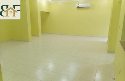 Apartment - 2 Bedrooms - 2 Bathrooms for rent in Al Mansoura - Al Mansoura - Doha Apartment - 2 Bedrooms - 2 Bathrooms for rent in Al Mansoura - Al Mansoura - Doha
