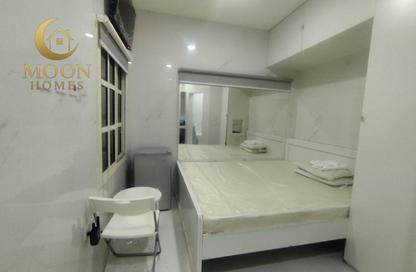 Apartment - Studio - 1 Bathroom for rent in Umm Ghwailina Comm - Umm Ghuwalina - Umm Ghuwailina - Doha