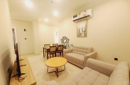 Apartment - 2 Bedrooms - 3 Bathrooms for rent in Thabit Bin Zaid Street - Al Mansoura - Doha