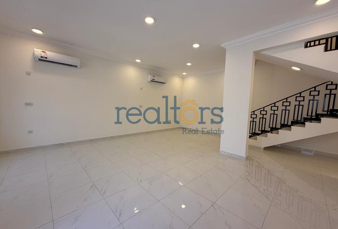 53423454 - Property Image 3