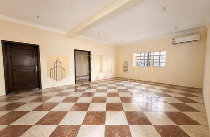 Apartment - 3 Bedrooms - 2 Bathrooms for rent in Ramada Commercial Building - Al Rawabi Street - Al Muntazah - Doha Apartment - 3 Bedrooms - 2 Bathrooms for rent in Ramada Commercial Building - Al Rawabi Street - Al Muntazah - Doha