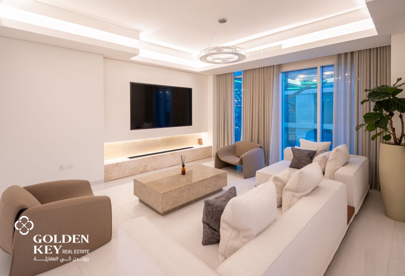 Luxurious 2BR+Maid Apartment – Gewan Island
