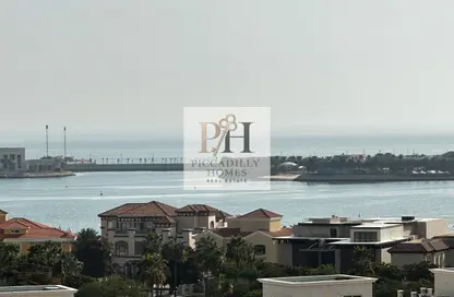 Apartment - 2 Bedrooms - 4 Bathrooms for rent in Floresta Gardens - Floresta Gardens - The Pearl Island - Doha