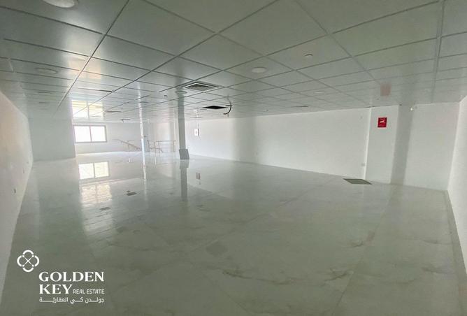 975184 - Property Image 3