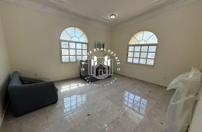 Villa - 2 Bedrooms - 1 Bathroom for rent in Al Maamoura - Al Maamoura - Doha