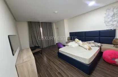Apartment - 2 Bedrooms - 2 Bathrooms for rent in R-19 Building - Al Erkyah City - Lusail