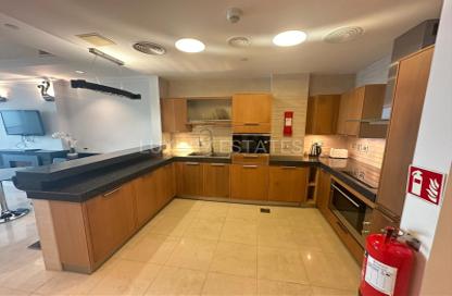 Apartment - 2 Bedrooms - 3 Bathrooms for rent in Viva West - Viva Bahriyah - The Pearl Island - Doha Apartment - 2 Bedrooms - 3 Bathrooms for rent in Viva West - Viva Bahriyah - The Pearl Island - Doha