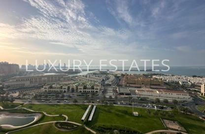 Apartment - 2 Bedrooms - 3 Bathrooms for rent in Viva West - Viva Bahriyah - The Pearl Island - Doha
