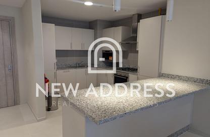 Apartment - 1 Bedroom - 2 Bathrooms for rent in Marina District - Lusail