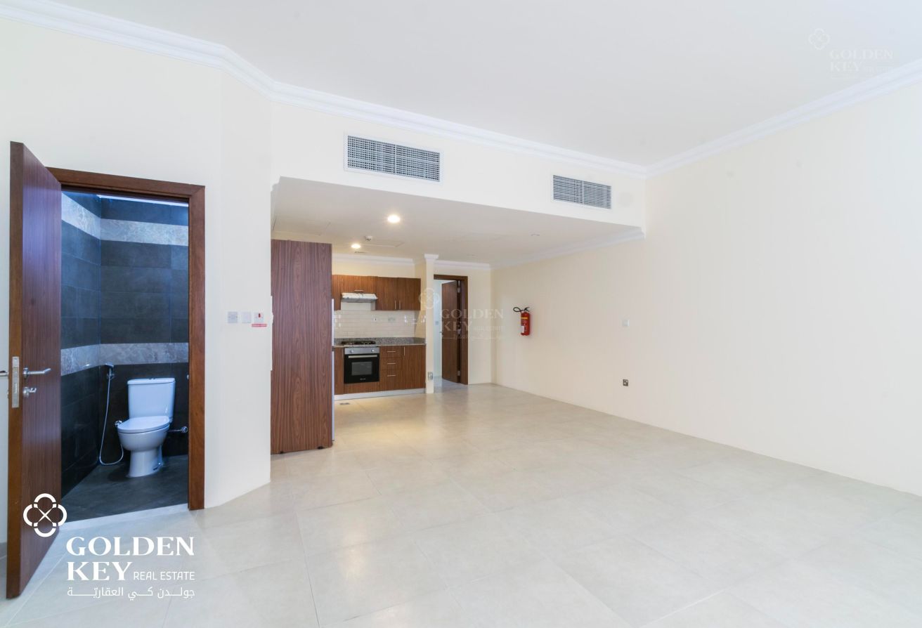 Great Location | Large Layout | Fox Hills