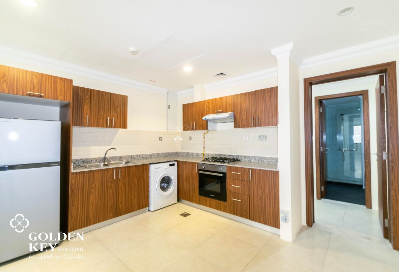 Great Location | Large Layout | Fox Hills