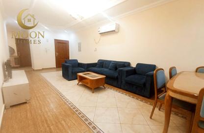 Apartment - 2 Bedrooms - 2 Bathrooms for rent in Umm Ghwailina Comm - Umm Ghuwalina - Umm Ghuwailina - Doha